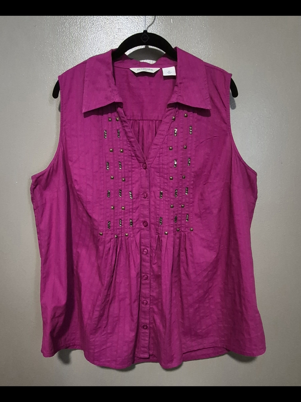 St. John's Bay Sleeveless Button Down Women's Top W/Bronz Studs & Sequins, 2X